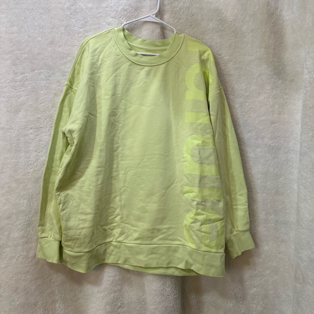 Lululemon Perfectly Oversized Crew *Graphic - Yellow - Size 8